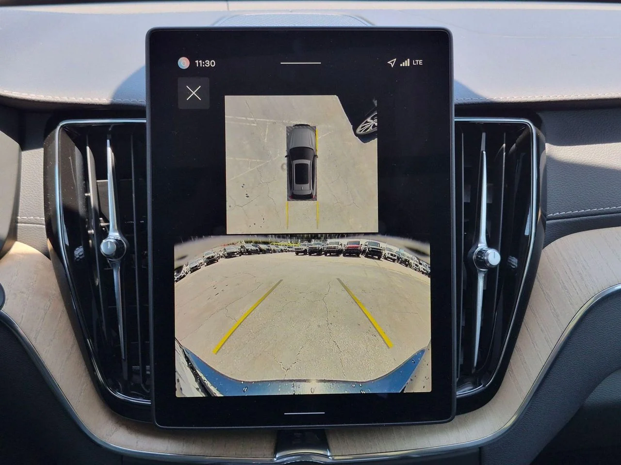2026 Volvo XC60 Ultra - Photo 10