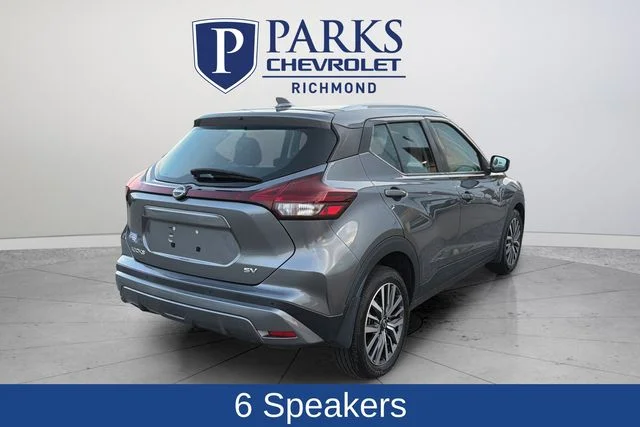 Used 2024 Gray Nissan SV image 7