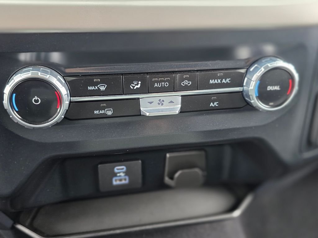 2023 Ford F-150 XLT - Photo 30