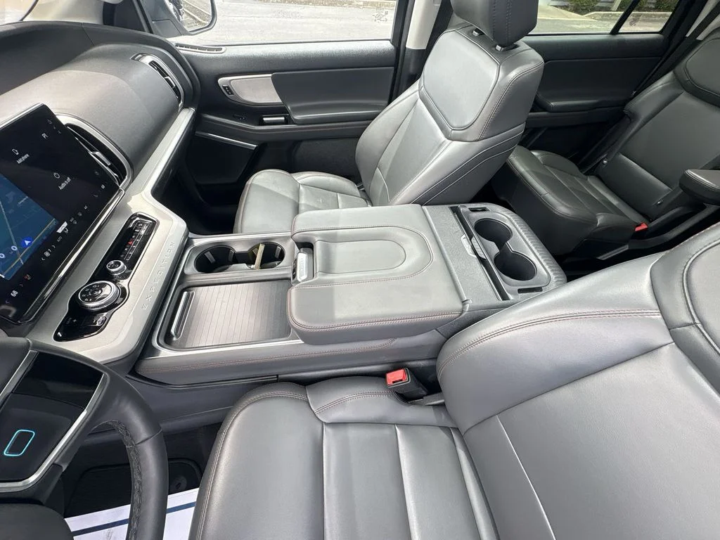 Used 2025 White Ford Active image 22