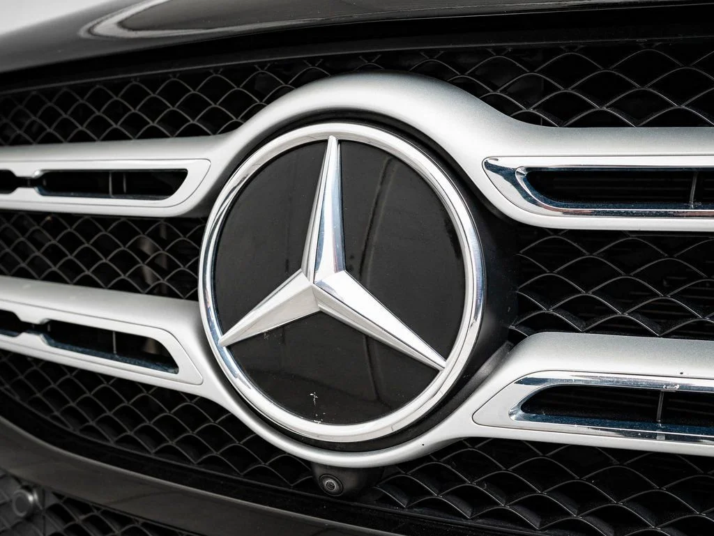 Used 2020 Black Mercedes-Benz GLE 350 image 3