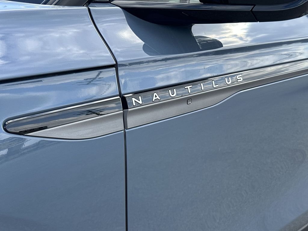 New 2026 Blue Lincoln Premiere image 27