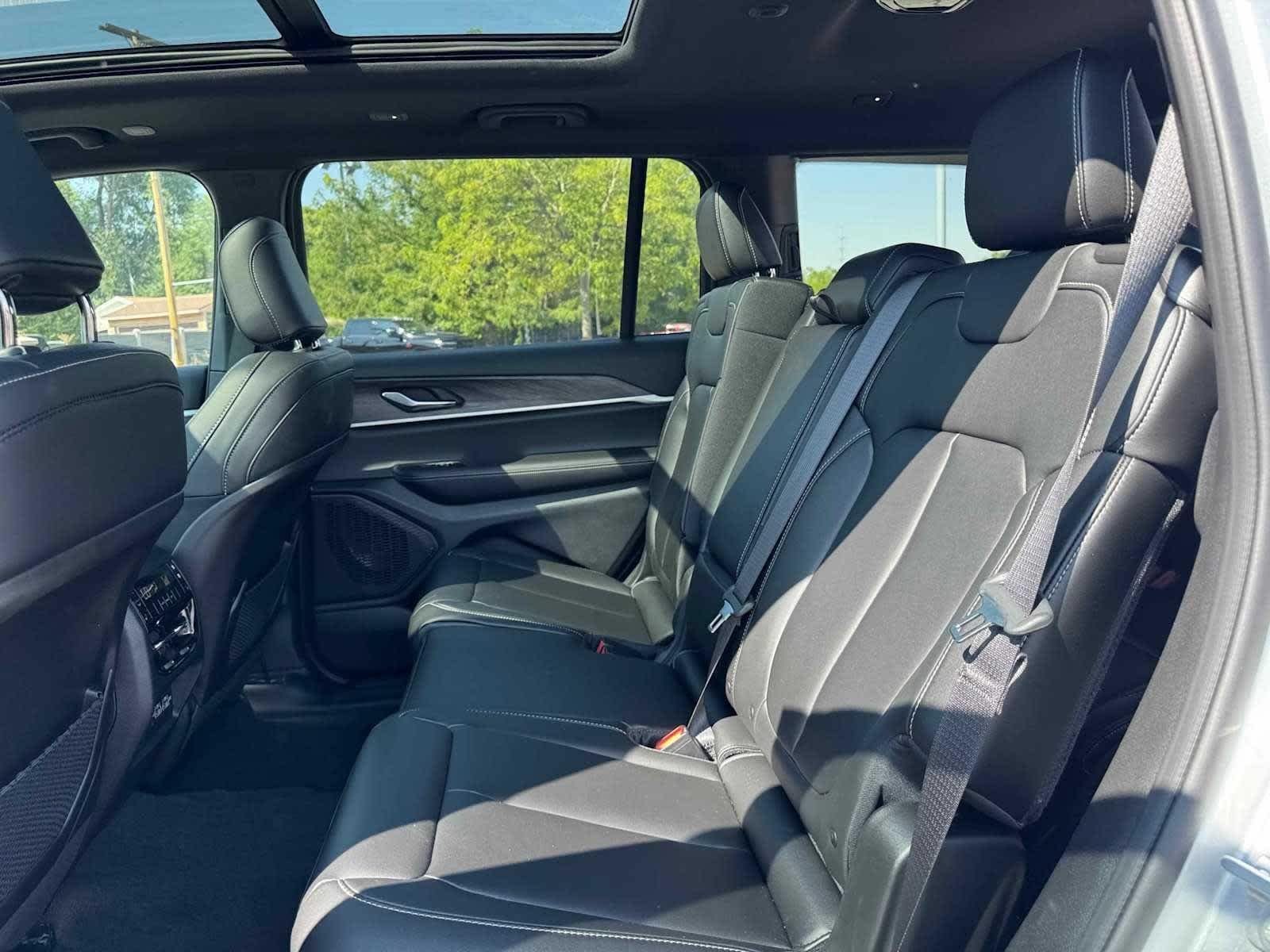 2025 Jeep Grand Cherokee L Limited - Photo 26