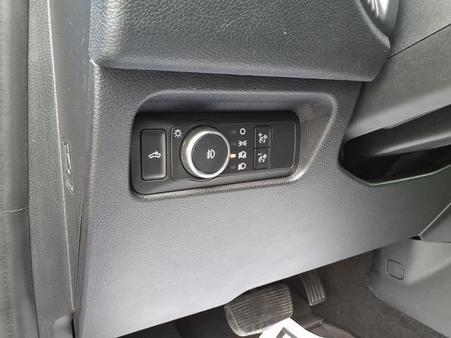 Used 2024 Blue Ford XLT image 18