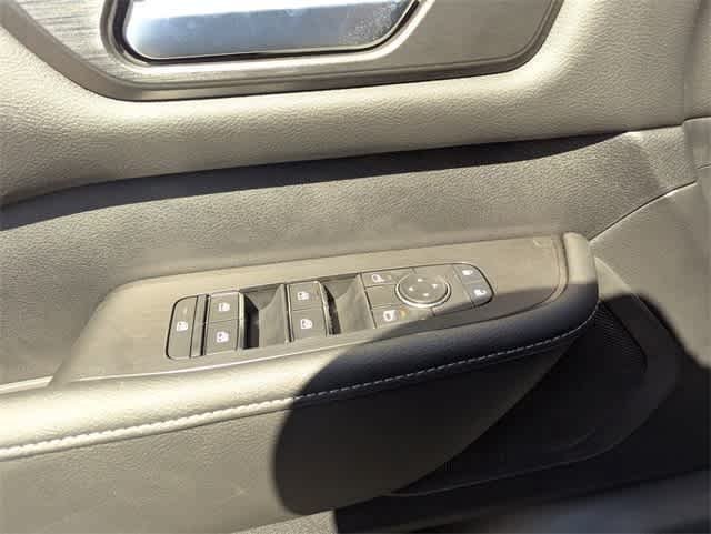 2026 Nissan Armada SV - Photo 19