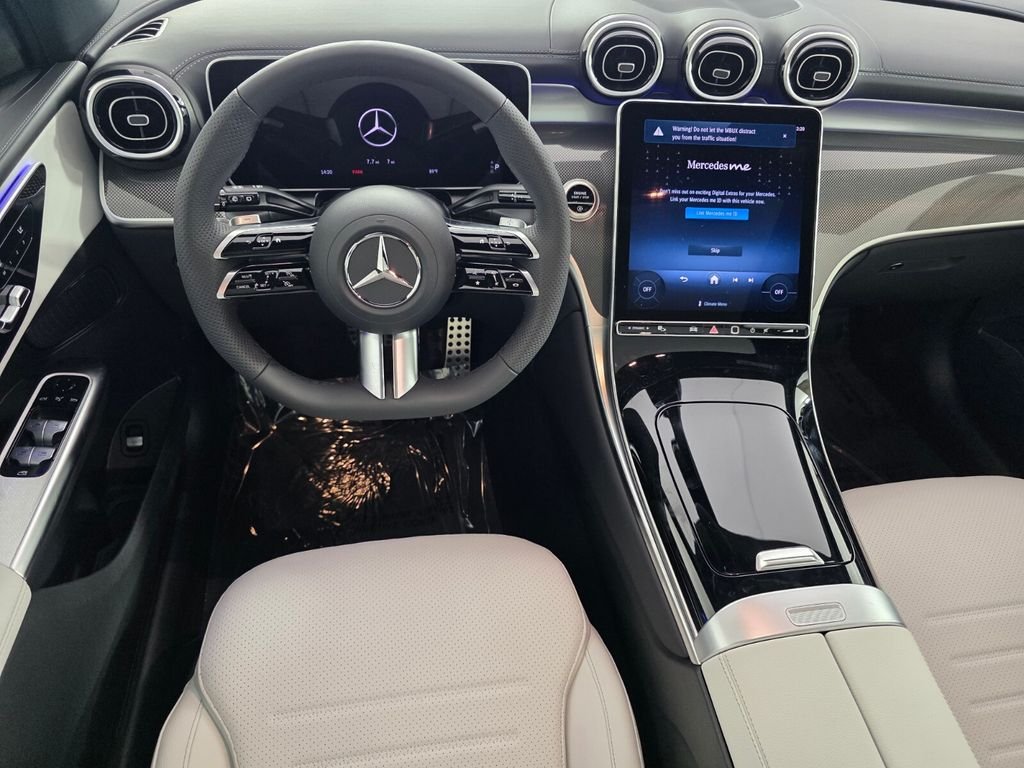 New 2026 Graphite Grey Metallic Mercedes-Benz GLC 300 image 10
