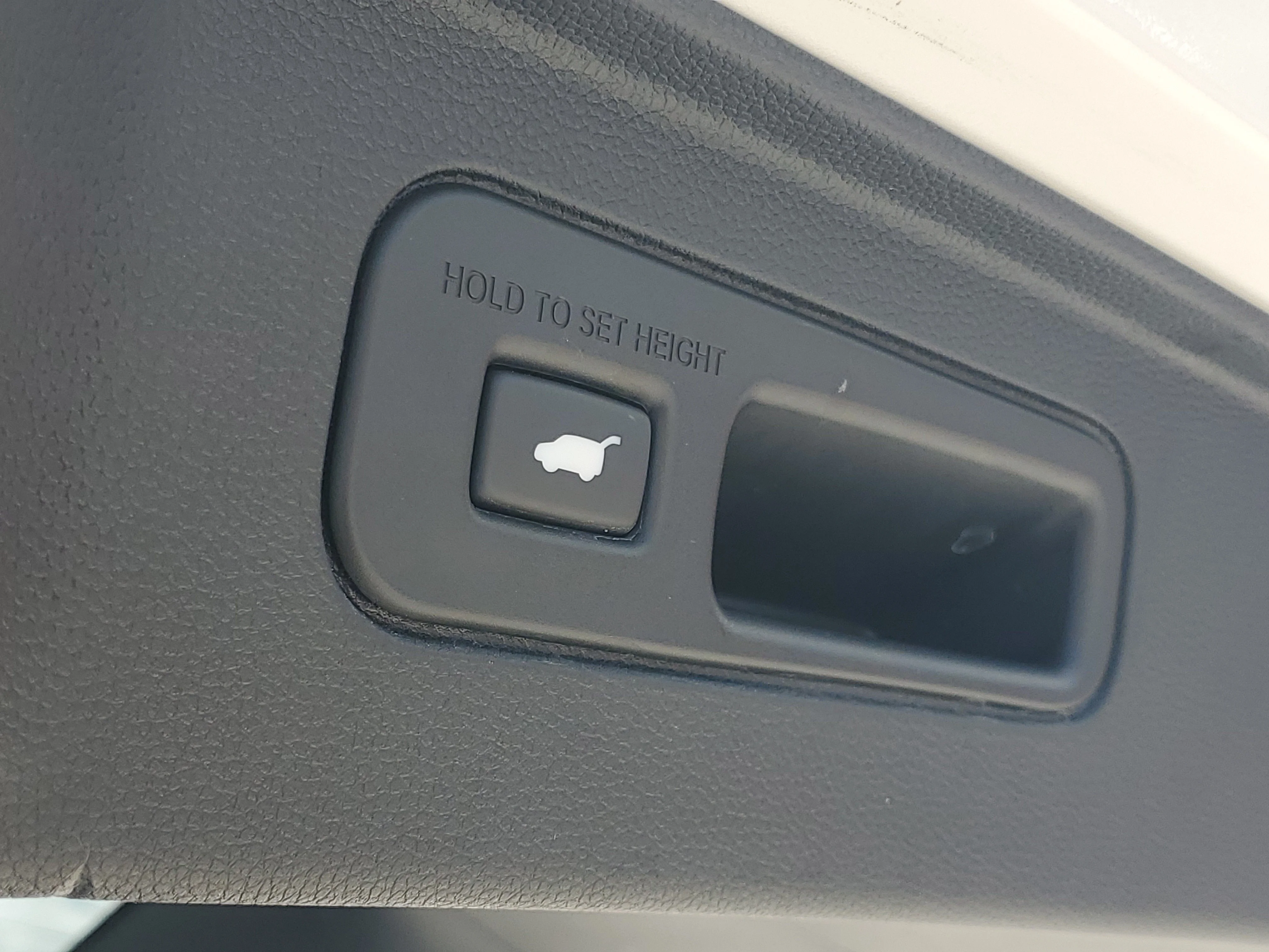 Used 2025 White Honda Touring image 9