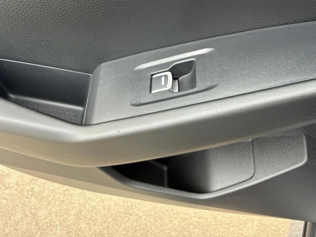 Used 2024  Honda EX image 11
