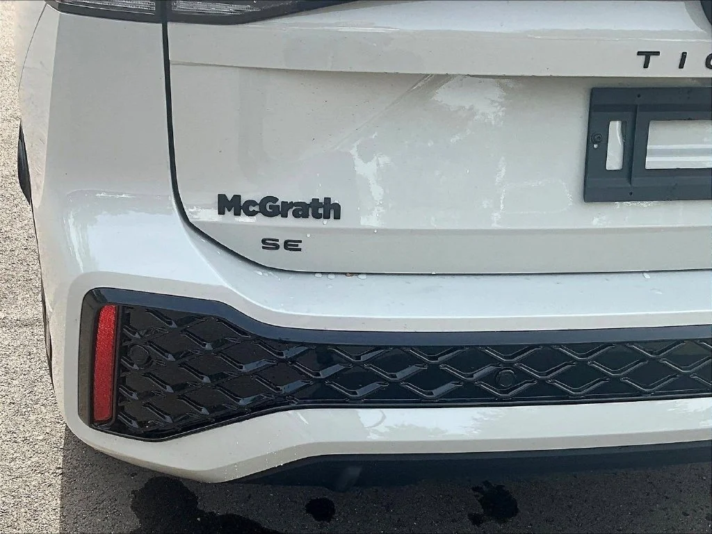 New 2026 Beige/tan Volkswagen SE R-Line Black image 11