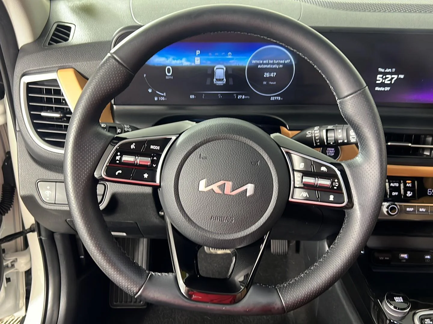 Used 2024  Kia SX image 15