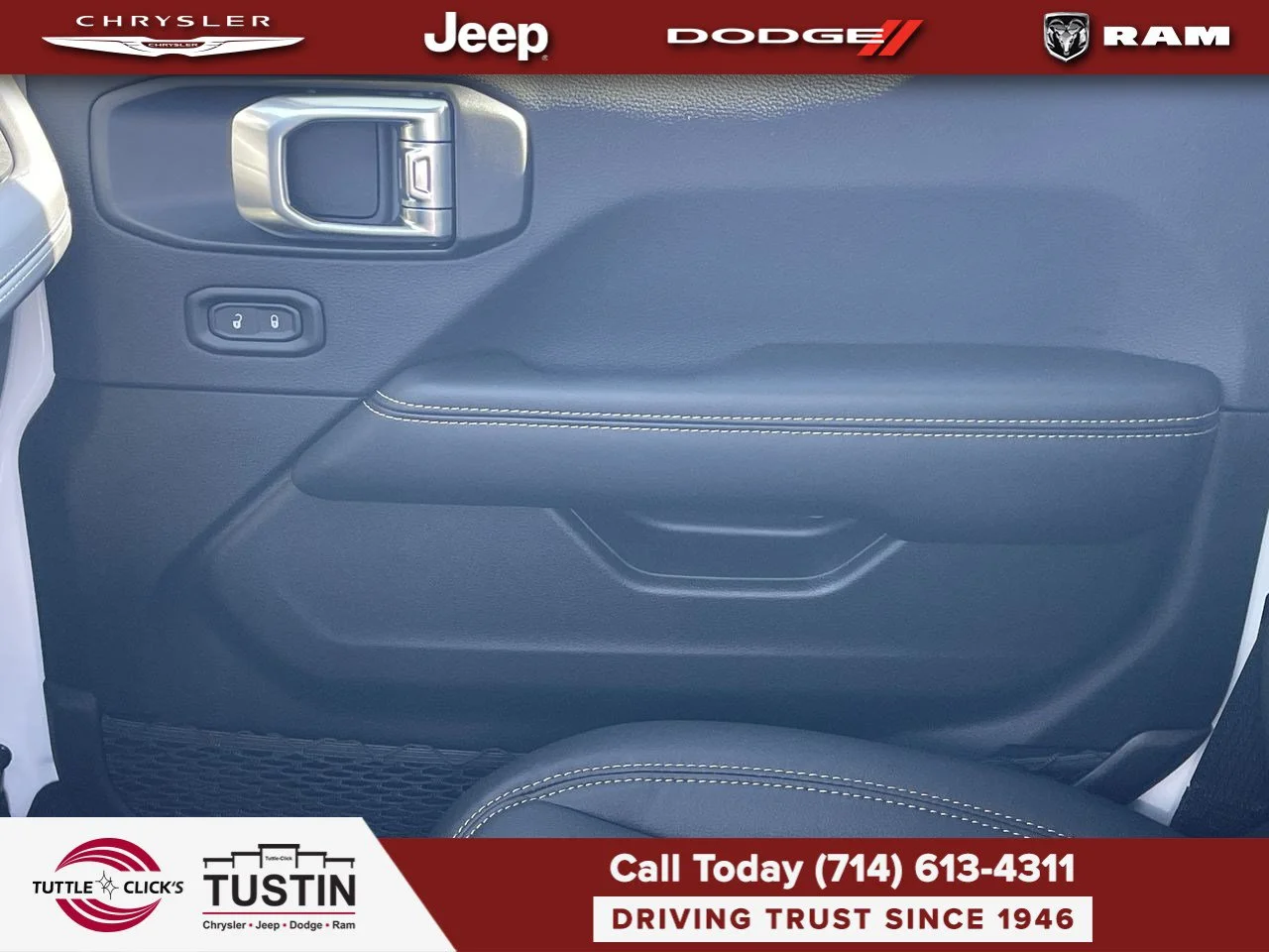 New 2027 Bright White Clear-Coat Paint Jeep Sahara image 27