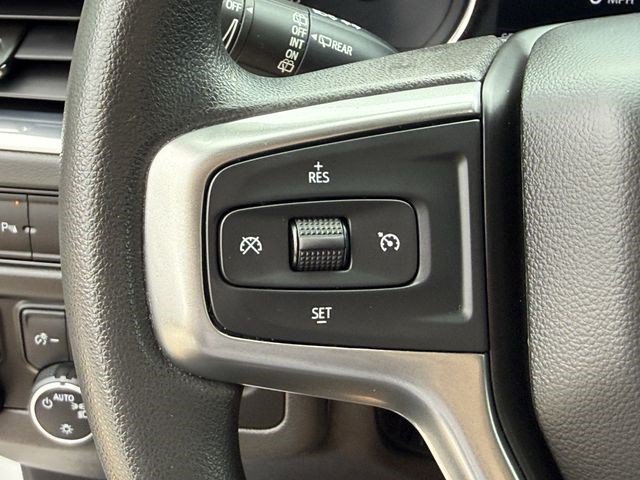 Used 2021 Summit White Chevrolet Commercial image 15