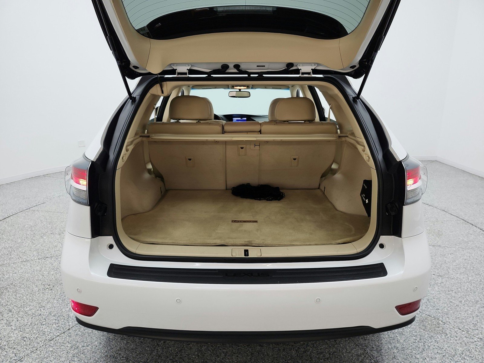 Used 2014 Starfire Pearl Lexus FWD 4dr image 18