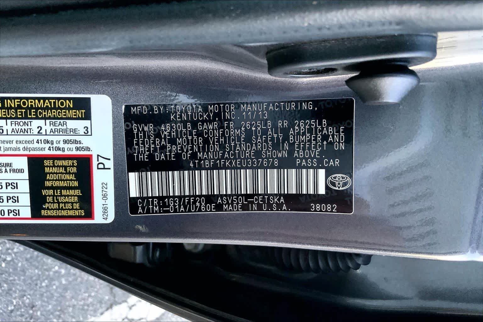 Used 2014 Magnetic Gray Metallic Toyota SE image 30