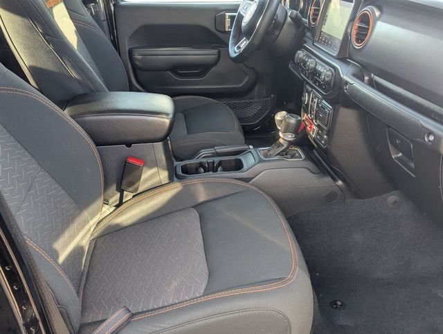 Used 2022 Black Clearcoat Jeep Mojave image 28