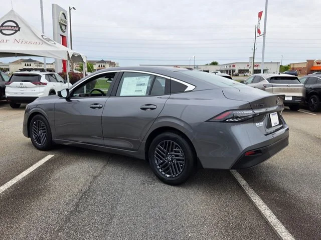 Used 2026 Gray Nissan SV image 8