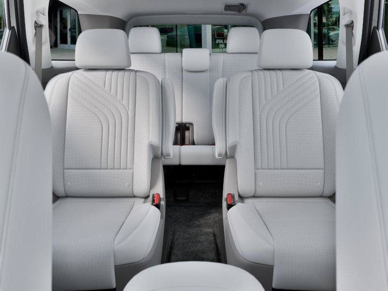 New 2027 R2t Hyundai Blue SEL Premium 7P image 12
