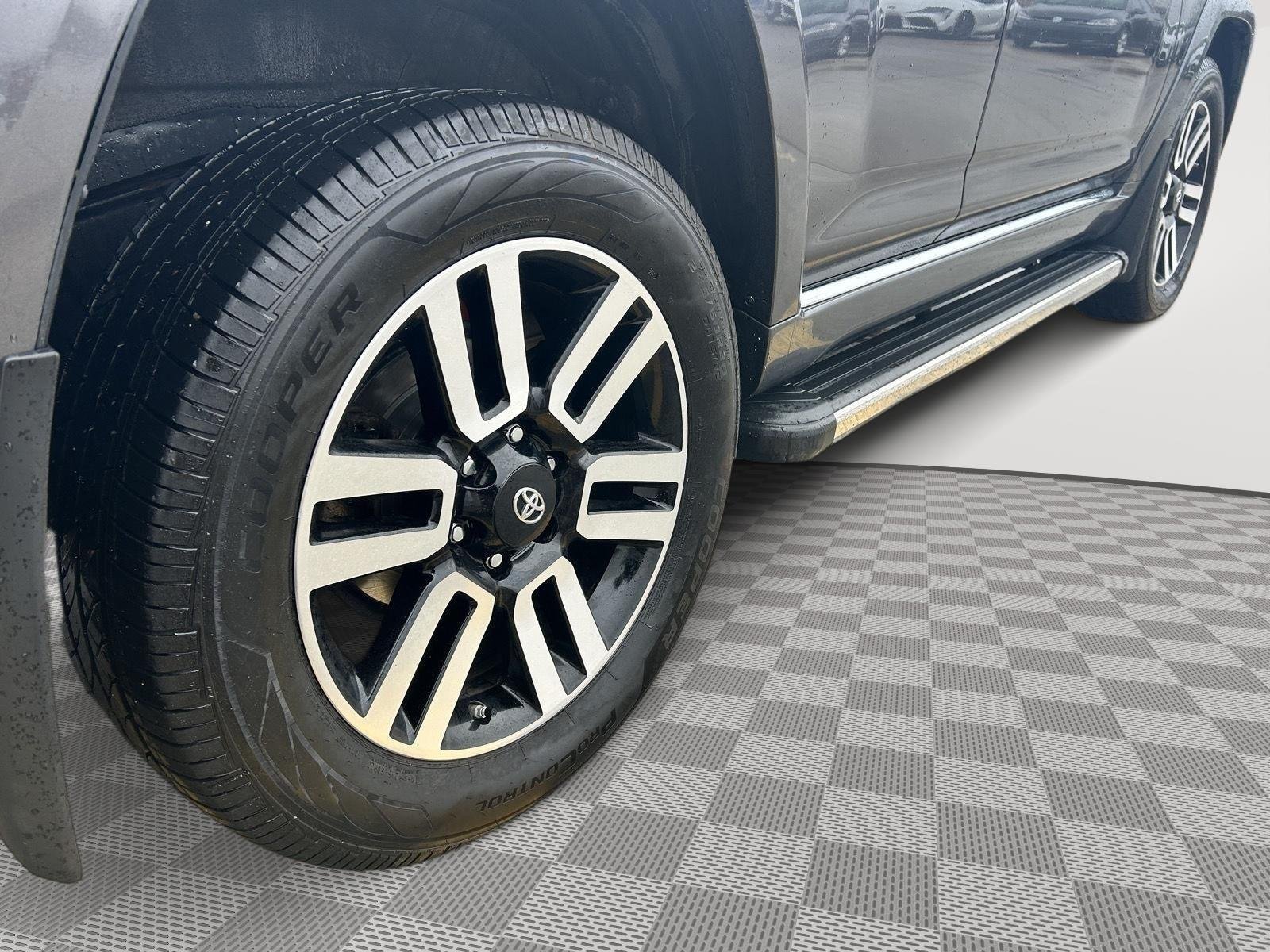 2021 Toyota 4Runner Limited - Photo 23