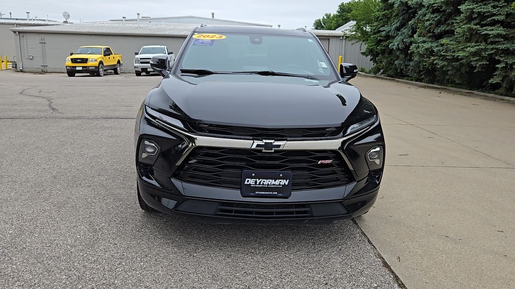 Used 2023 Black Chevrolet RS image 3