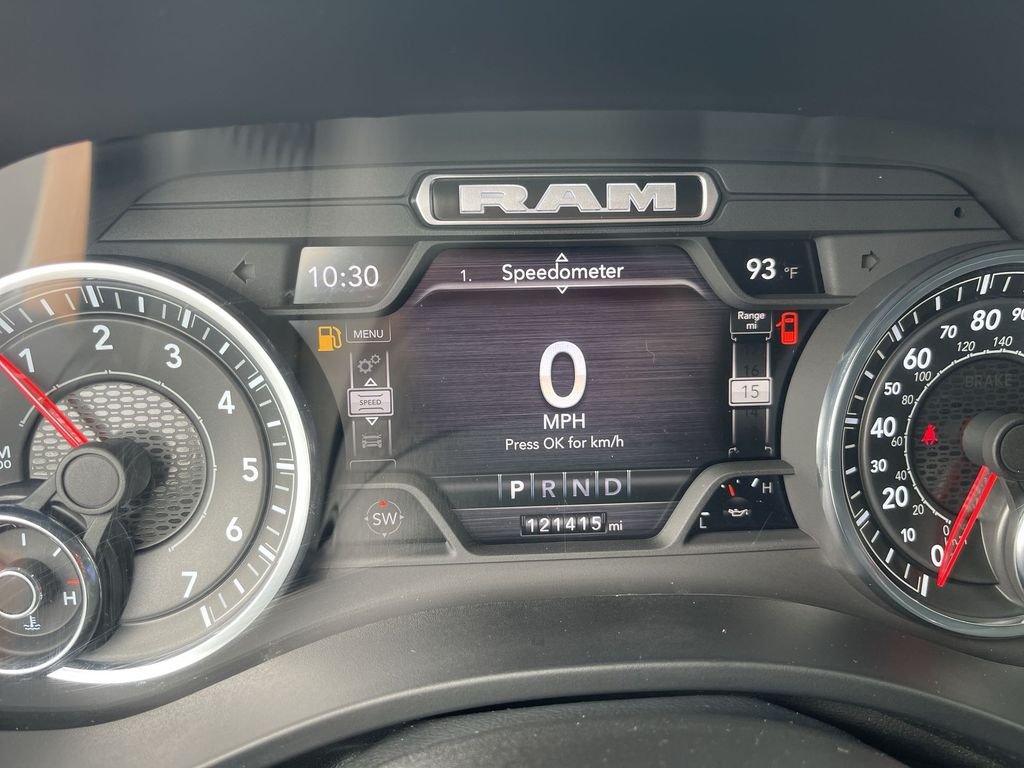 Used 2024 White Ram Big Horn/Lone Star image 19