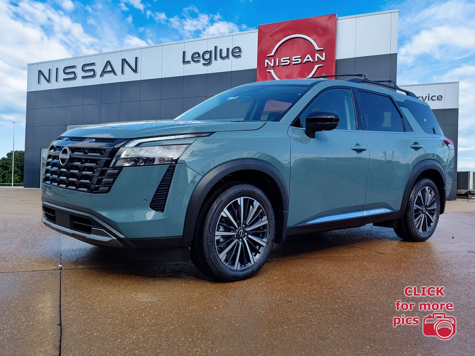 2026 Nissan Pathfinder Platinum