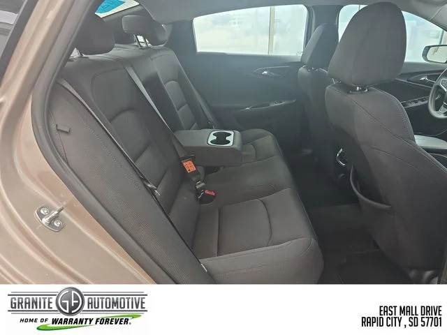 2025 Chevrolet Malibu 1LT - Photo 35