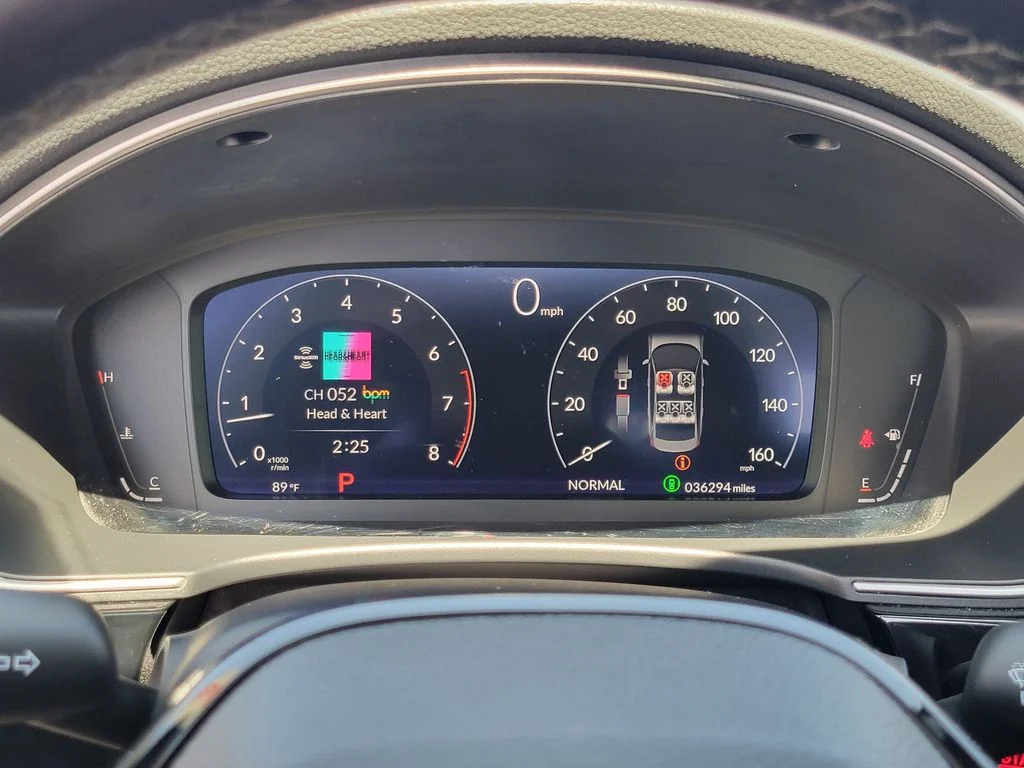Used 2024 White Honda Touring image 7