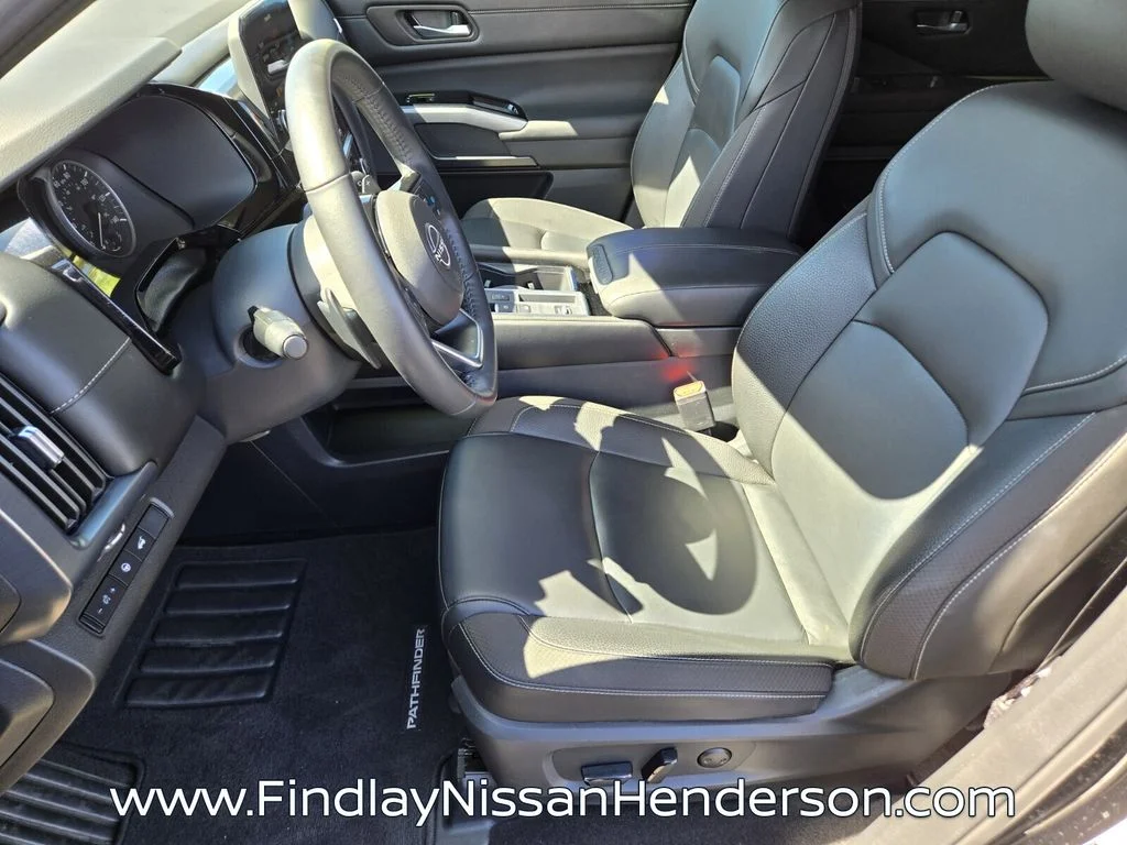 Certified Used 2025 Black Nissan SL image 10