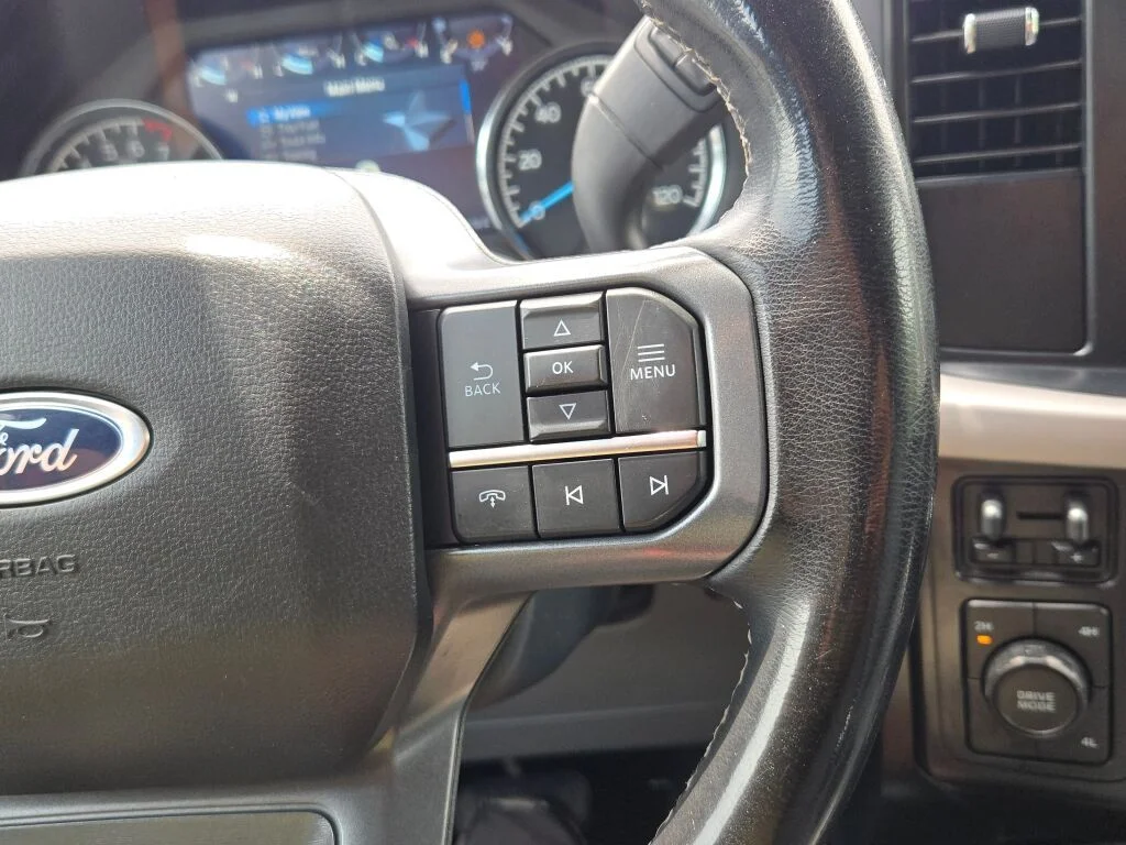 Used 2023 White Ford XLT image 27