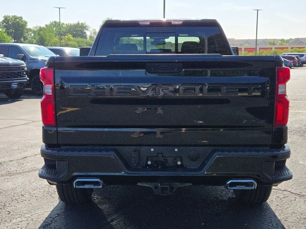Used 2024 Black Chevrolet RST image 11