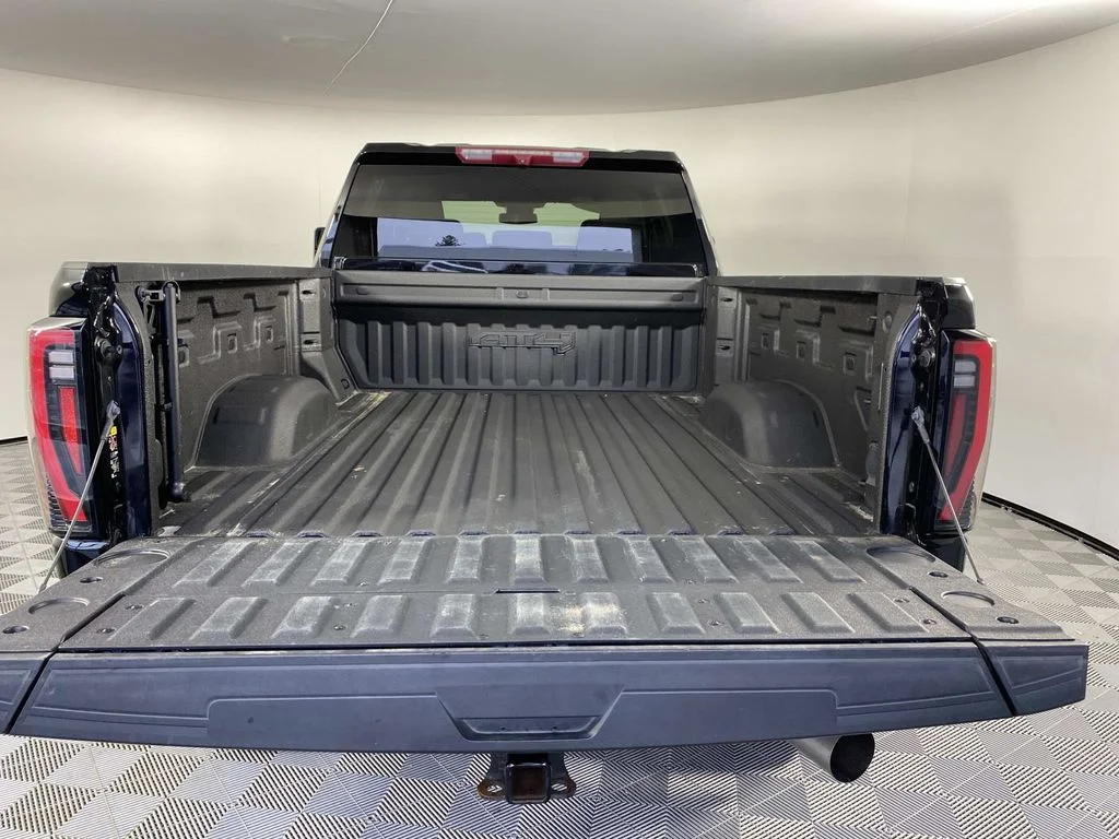 Used 2024 Onyx Black GMC AT4 image 7