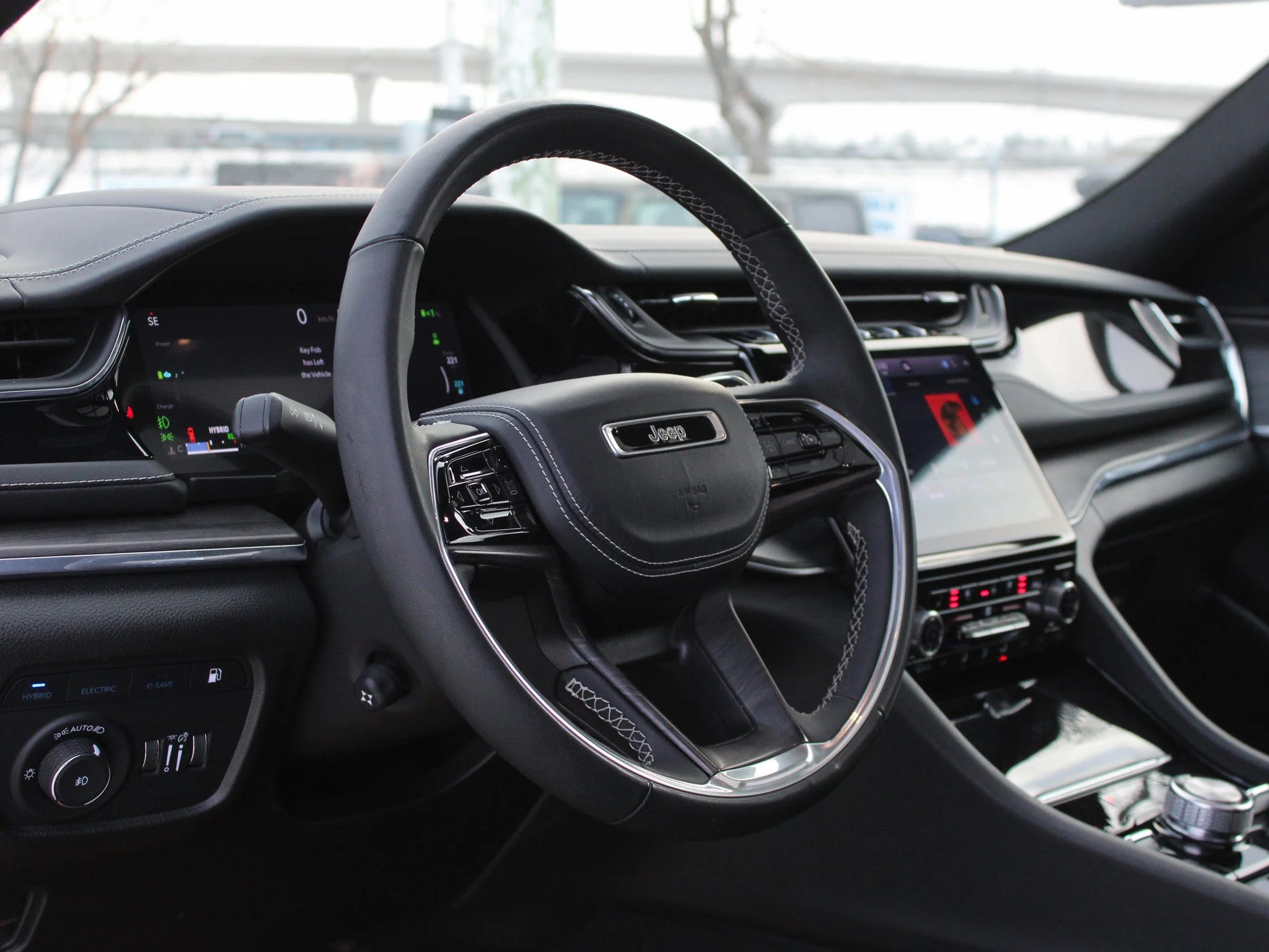Certified Used 2023 White Jeep Overland * McIntosh | Hybrid | Heated Seats | Nappa Leather | Adaptive Cruise | Apple CarPlay image 16