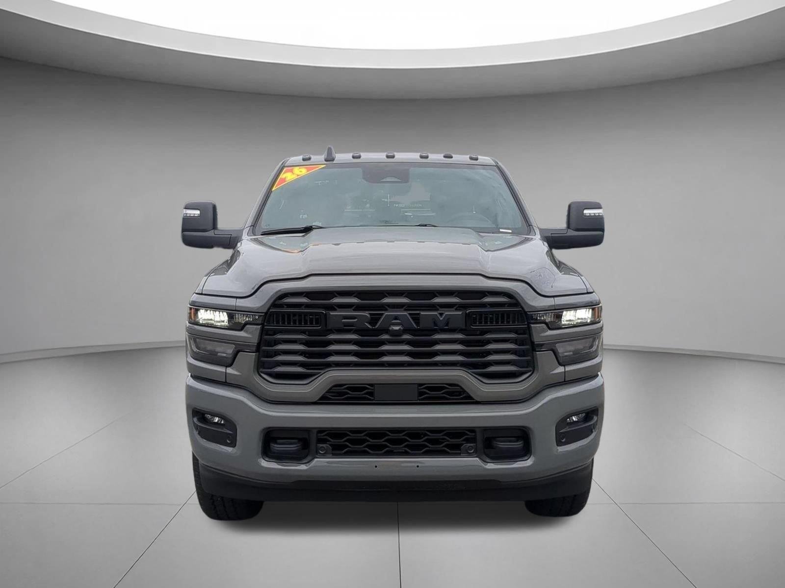 New 2026 Ceramic Gray Clear-Coat Exterior Paint RAM Big Horn image 8