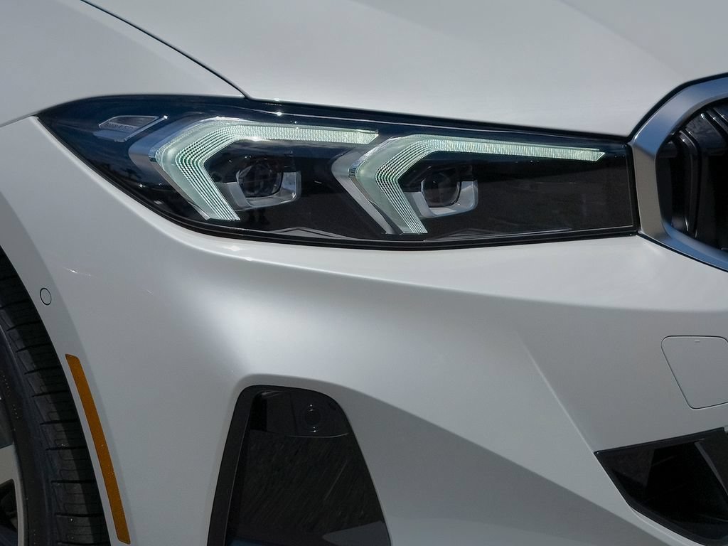 New 2026 Mineral White Metallic BMW 330i image 6