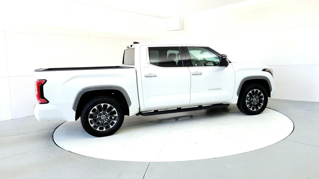 2022 Toyota Tundra Limited - Photo 6