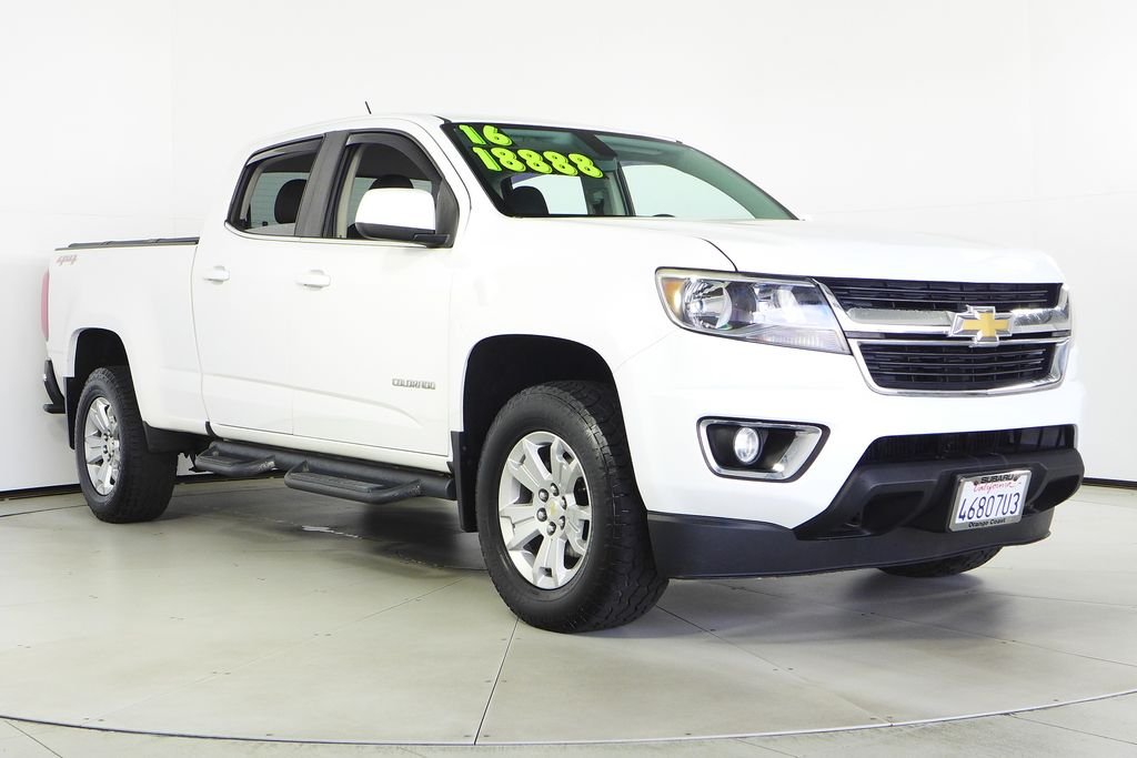 Used 2016 White Chevrolet LT image 4