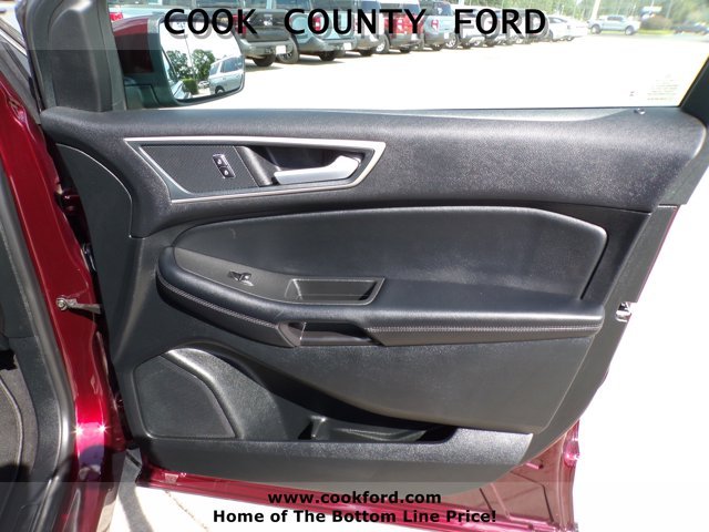 Used 2024 Burgundy Velvet Metallic Tinted Clearcoat Ford SEL image 23