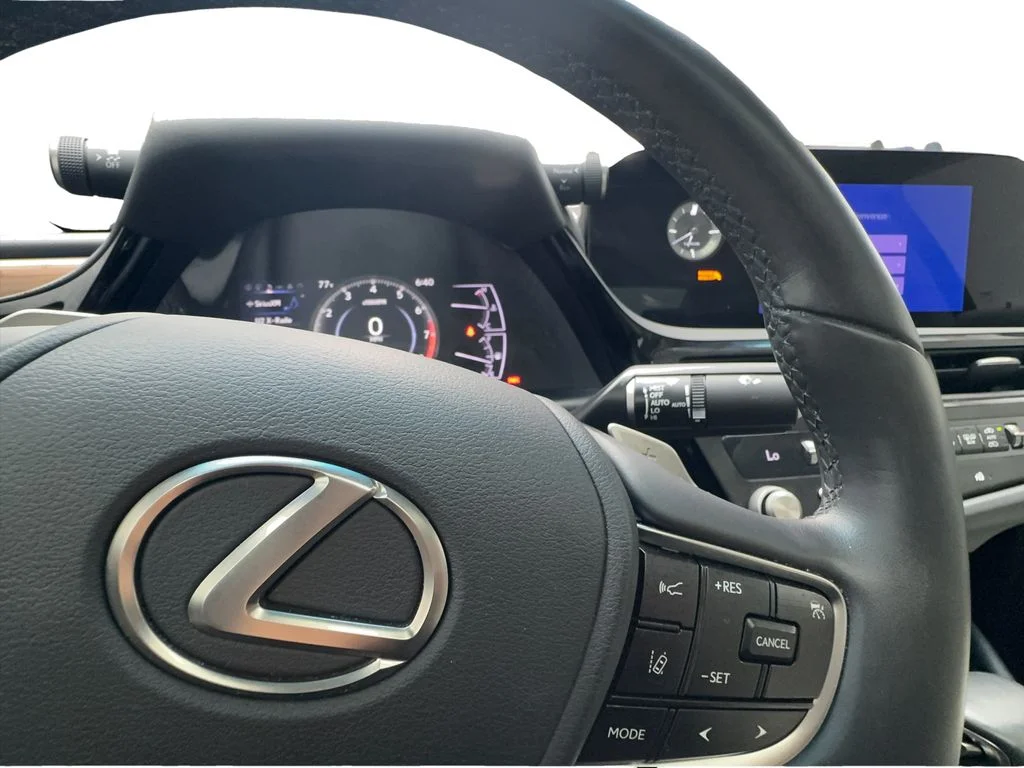Used 2024 Black Lexus 350 image 41