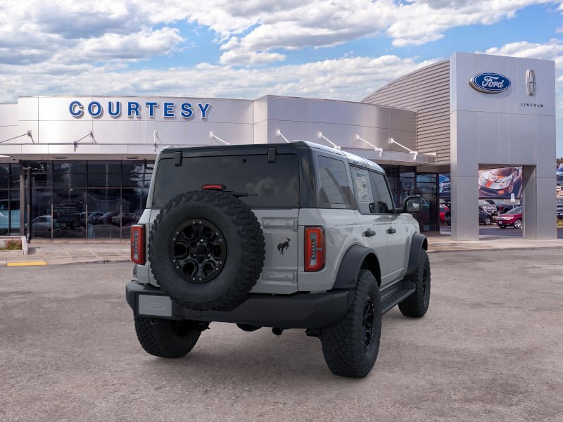 New 2026 Avalanche Gray Ford Outer Banks® image 8