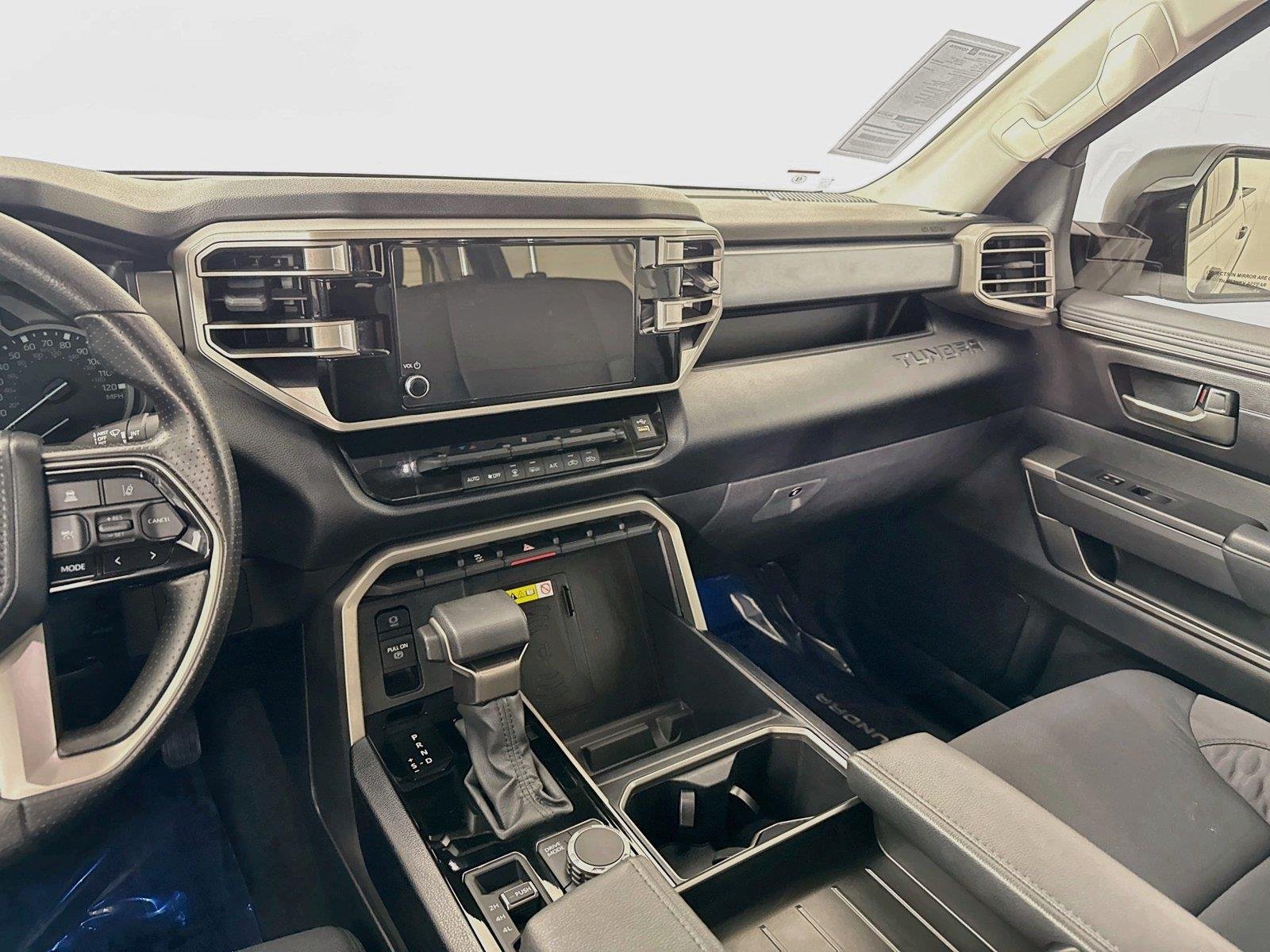 Used 2024 Ice Cap Toyota SR5 image 31