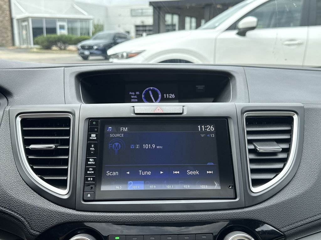Used 2016  Honda EX image 17