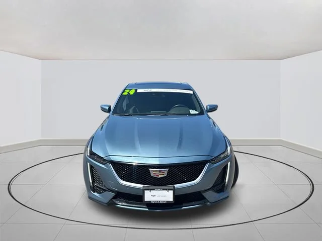 1G6DP5RK8R0115881