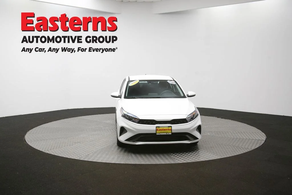 Used 2023 White Kia LXS image 51