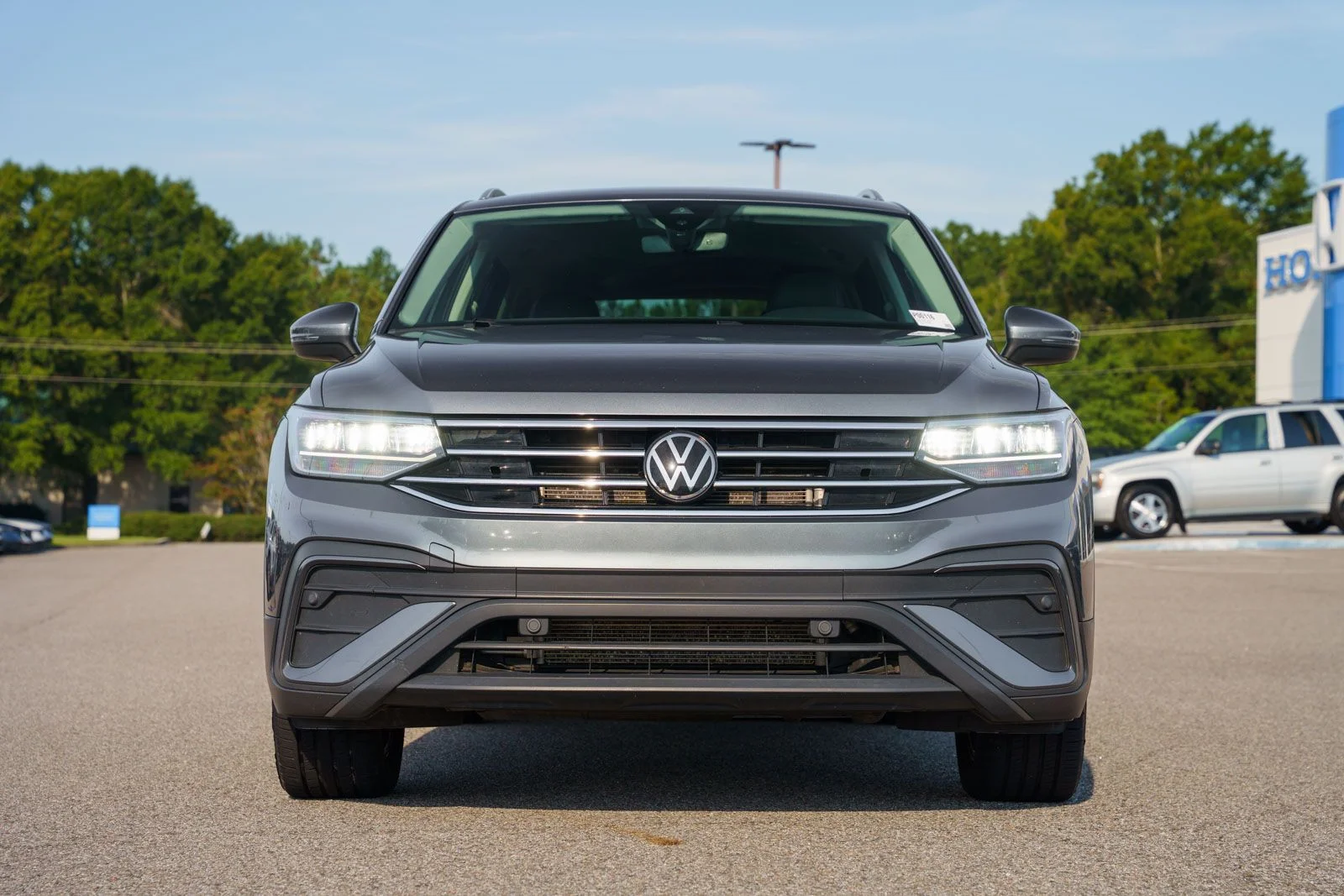 Used 2024 Gray Volkswagen 2.0T SE image 1