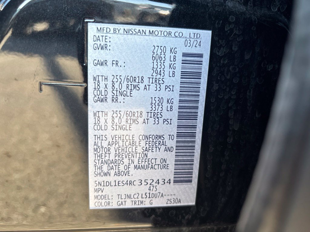 Used 2024 Black INFINITI PURE image 11