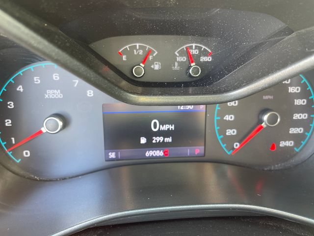 Used 2020 Red Chevrolet 4WD Z71 image 15