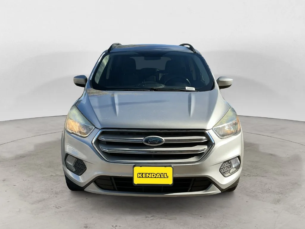 Used 2018 Silver Ford SE image 2
