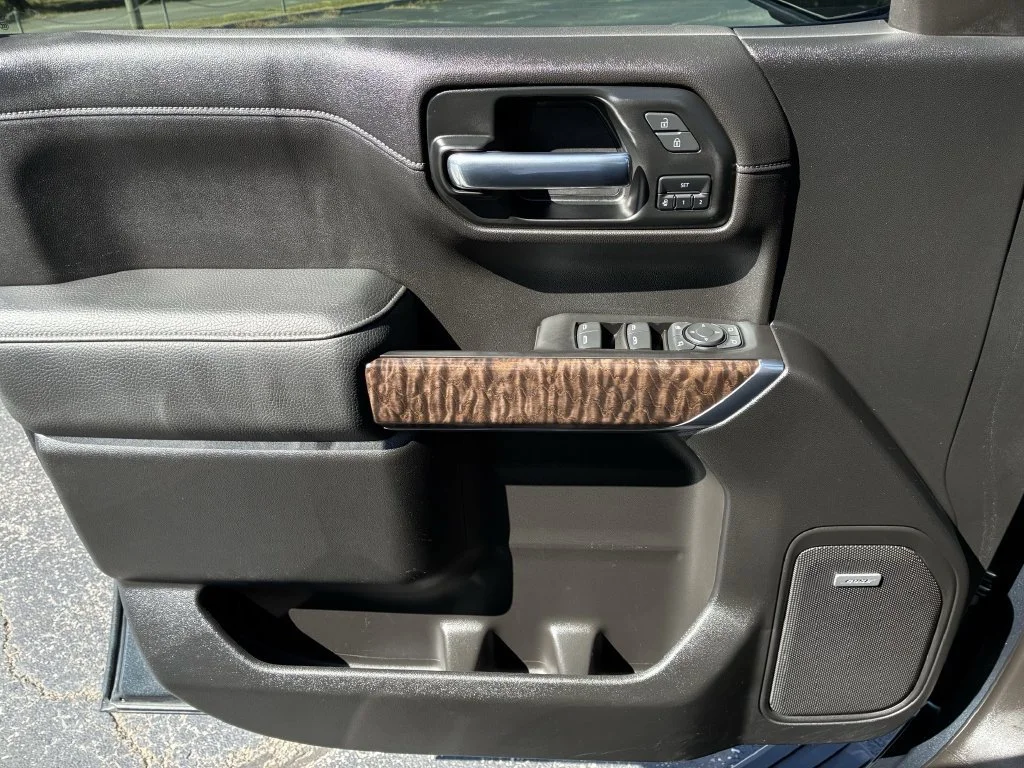 Used 2021 HUNTER METALLIC GMC Denali image 16