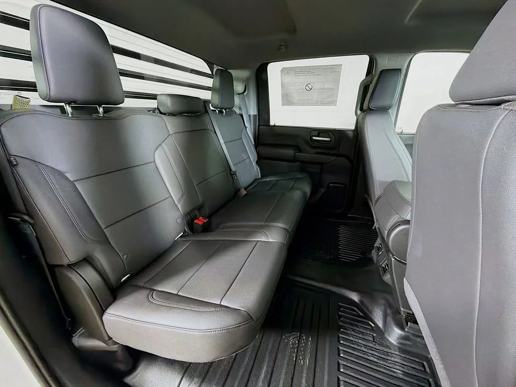 New 2026 Summit White Chevrolet Work Truck image 21