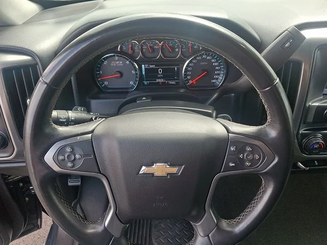 Used 2017 Gray Chevrolet LT image 18